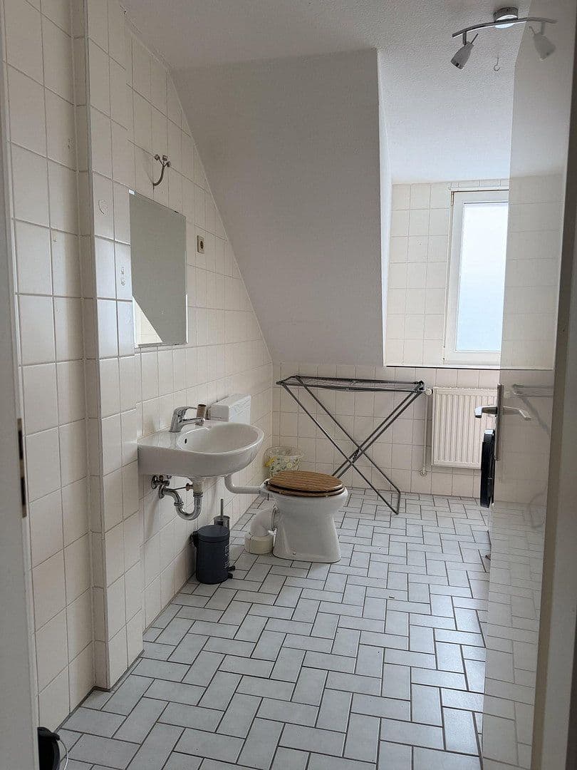 Prenájom bytu 3-izbový 50 m², Berlinerstraße 4, Brieselang, Brandenbursko Prenájom bytu 3-izbový 50 m², Berlinerstraße 4, Brieselang, Brandenbursko