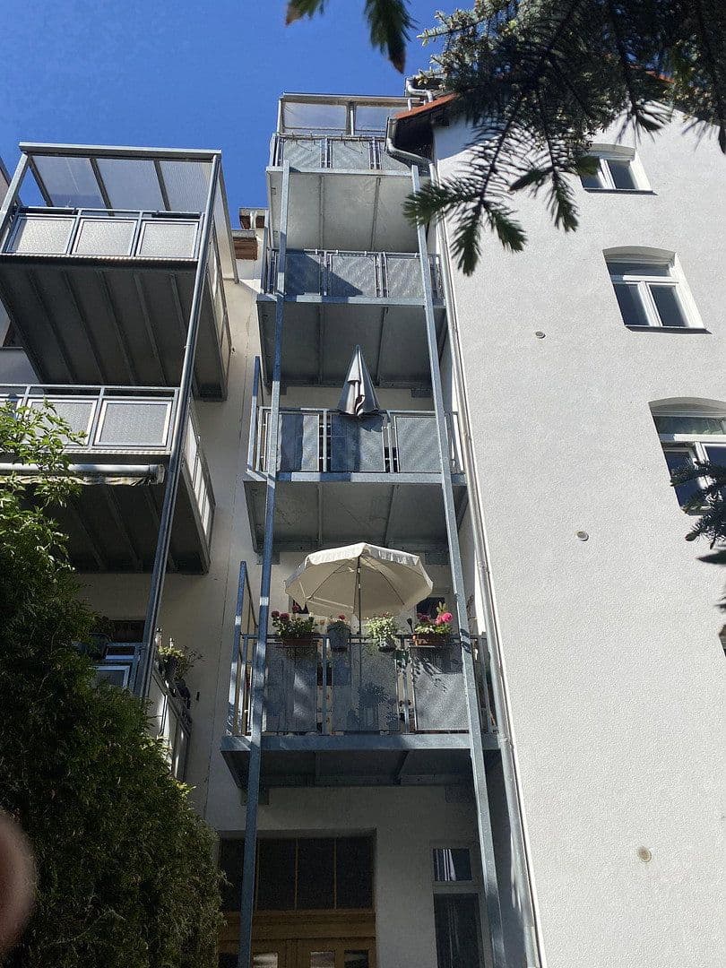 Predaj bytu 4-izbový 90 m², Beethovenstraße 17, Altenburg, Durínsko Predaj bytu 4-izbový 90 m², Beethovenstraße 17, Altenburg, Durínsko