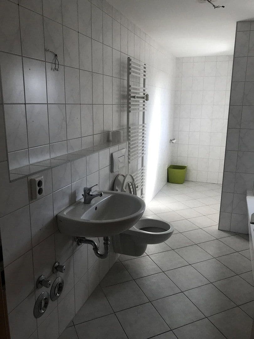 Predaj bytu 4-izbový 90 m², Beethovenstraße 17, Altenburg, Durínsko Predaj bytu 4-izbový 90 m², Beethovenstraße 17, Altenburg, Durínsko