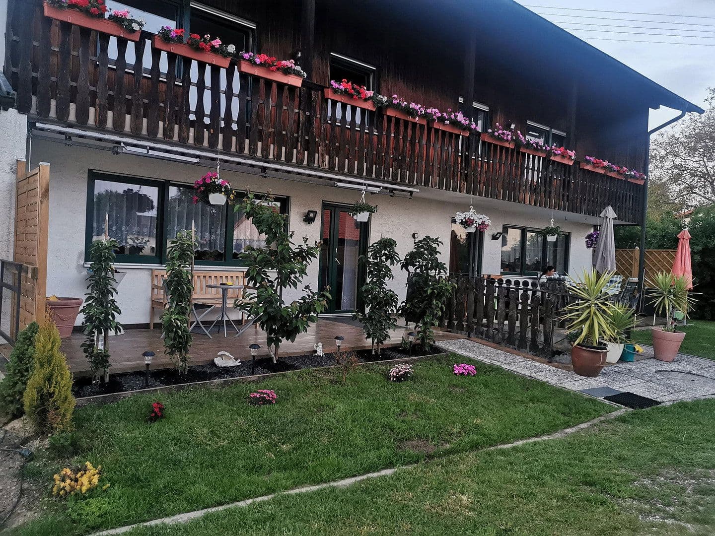 Prenájom domu 158 m², pozemek 530 m², Mühldorf, Bavorsko Prenájom domu 158 m², pozemek 530 m², Mühldorf, Bavorsko