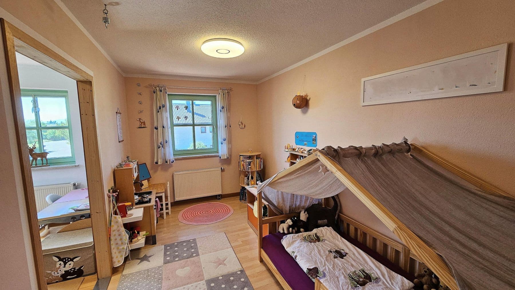 Predaj domu 173 m², pozemek 357 m², Edling, Bavorsko Predaj domu 173 m², pozemek 357 m², Edling, Bavorsko
