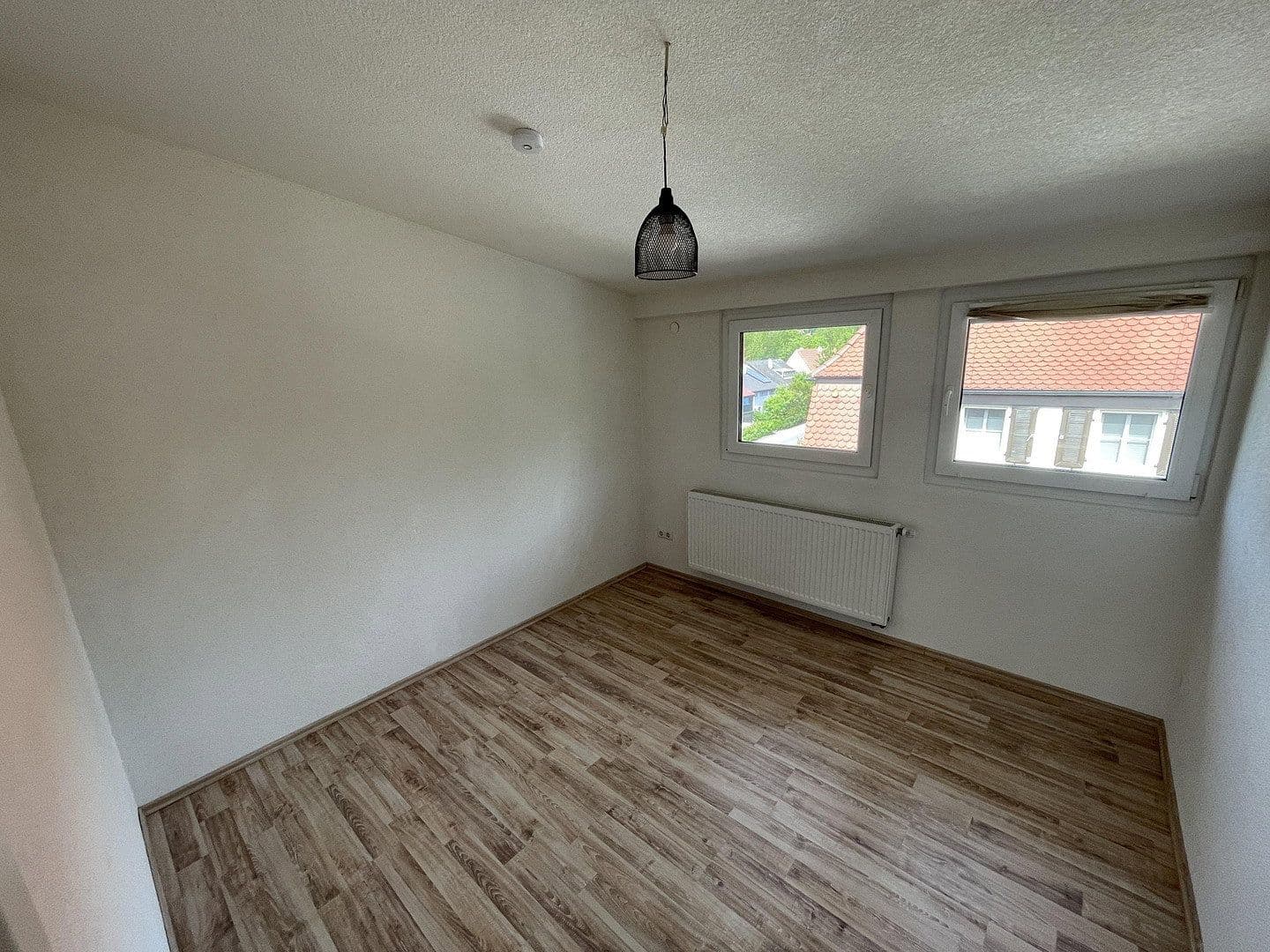 Prenájom bytu 4-izbový 95 m², Neustädter Str. 92, Waiblingen, Bádensko-Wurttembersko Prenájom bytu 4-izbový 95 m², Neustädter Str. 92, Waiblingen, Bádensko-Wurttembersko