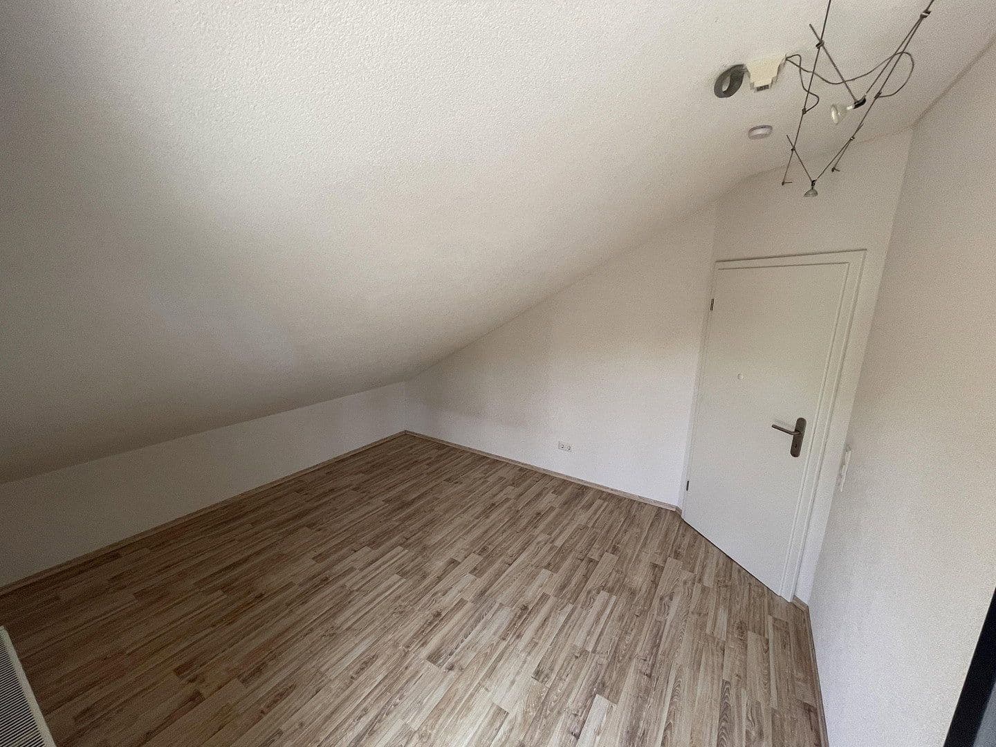 Prenájom bytu 4-izbový 95 m², Neustädter Str. 92, Waiblingen, Bádensko-Wurttembersko Prenájom bytu 4-izbový 95 m², Neustädter Str. 92, Waiblingen, Bádensko-Wurttembersko