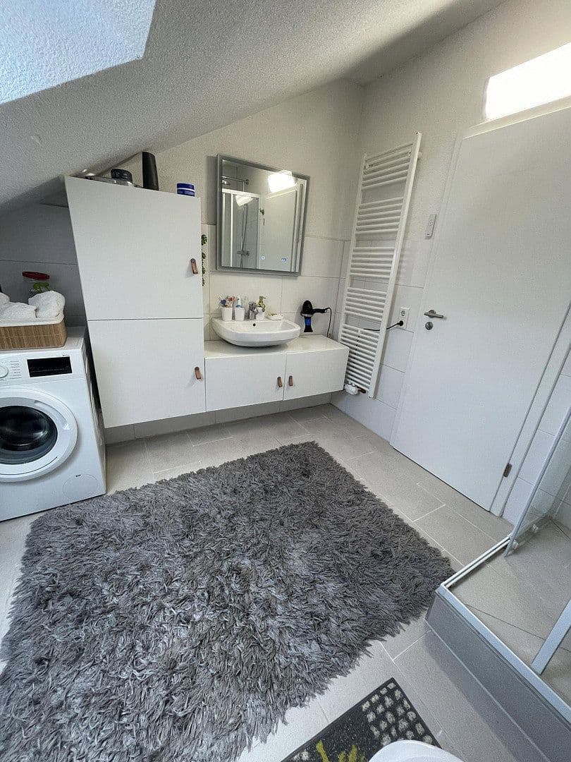 Prenájom bytu 4-izbový 95 m², Neustädter Str. 92, Waiblingen, Bádensko-Wurttembersko Prenájom bytu 4-izbový 95 m², Neustädter Str. 92, Waiblingen, Bádensko-Wurttembersko