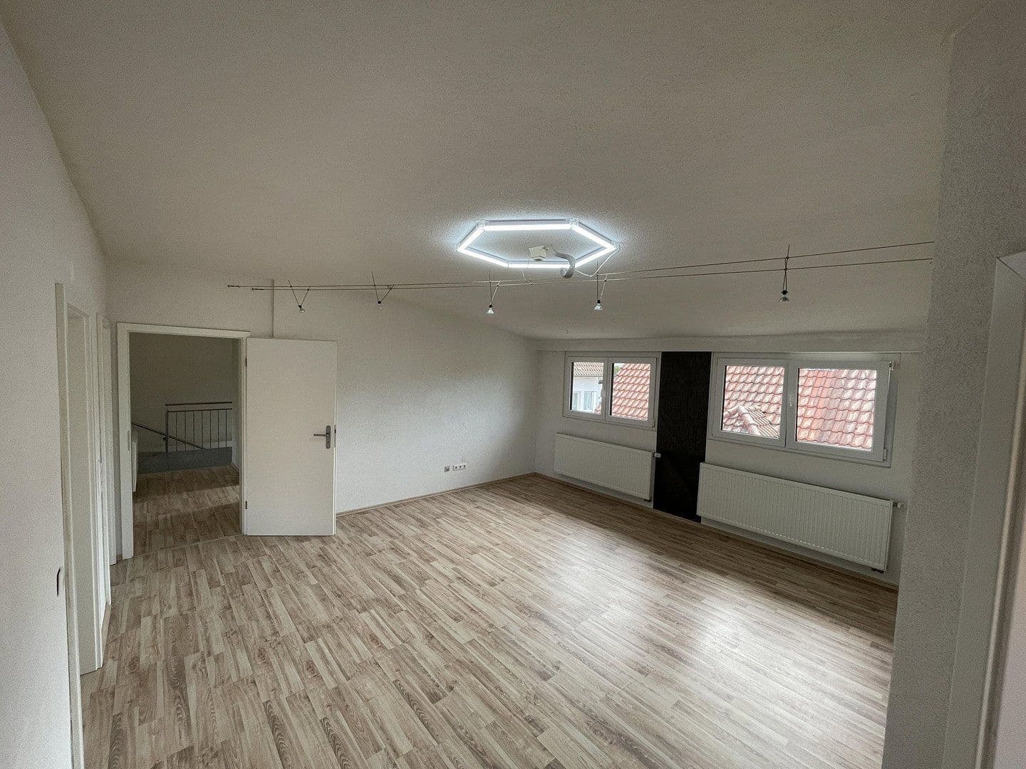 Prenájom bytu 4-izbový 95 m², Neustädter Str. 92, Waiblingen, Bádensko-Wurttembersko Prenájom bytu 4-izbový 95 m², Neustädter Str. 92, Waiblingen, Bádensko-Wurttembersko