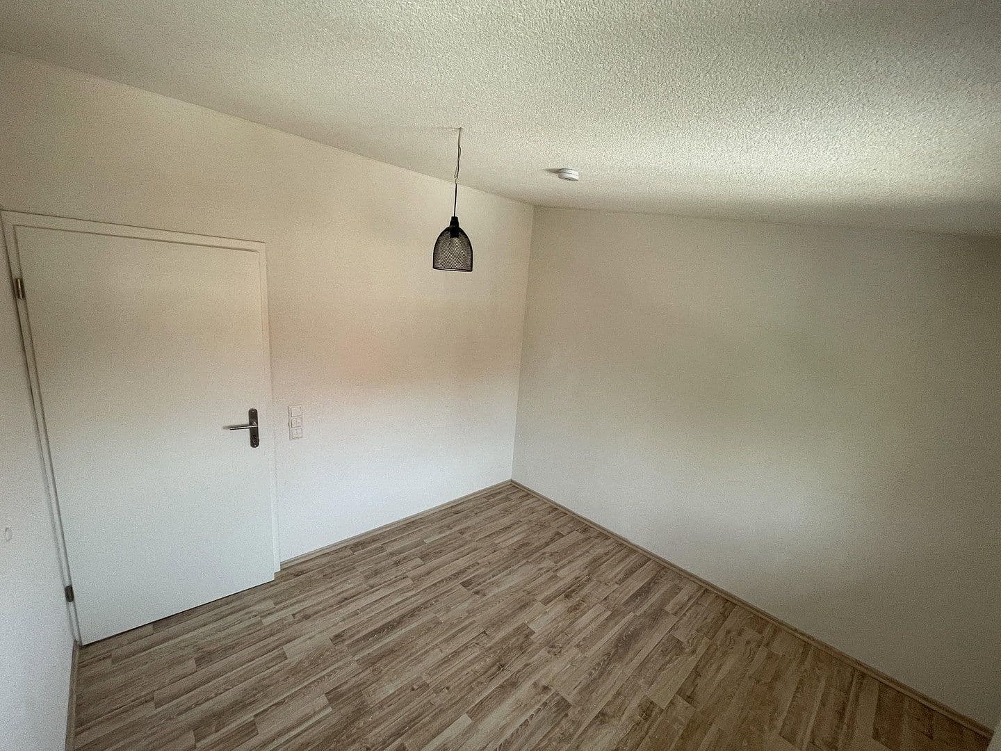 Prenájom bytu 4-izbový 95 m², Neustädter Str. 92, Waiblingen, Bádensko-Wurttembersko Prenájom bytu 4-izbový 95 m², Neustädter Str. 92, Waiblingen, Bádensko-Wurttembersko