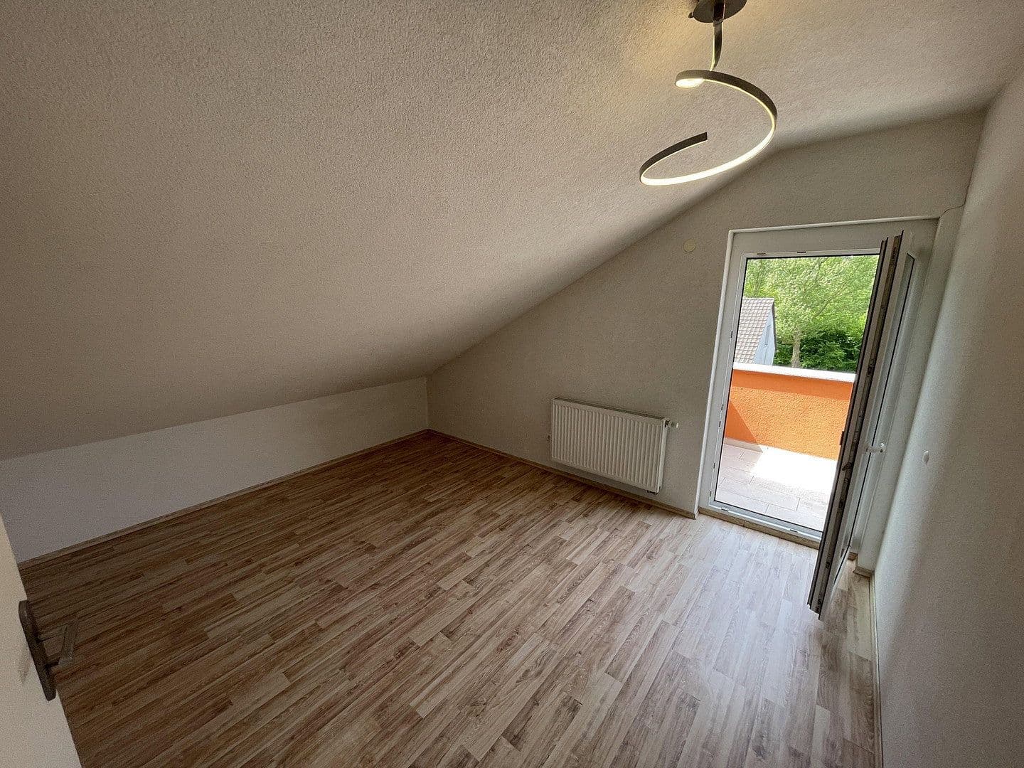 Prenájom bytu 4-izbový 95 m², Neustädter Str. 92, Waiblingen, Bádensko-Wurttembersko Prenájom bytu 4-izbový 95 m², Neustädter Str. 92, Waiblingen, Bádensko-Wurttembersko
