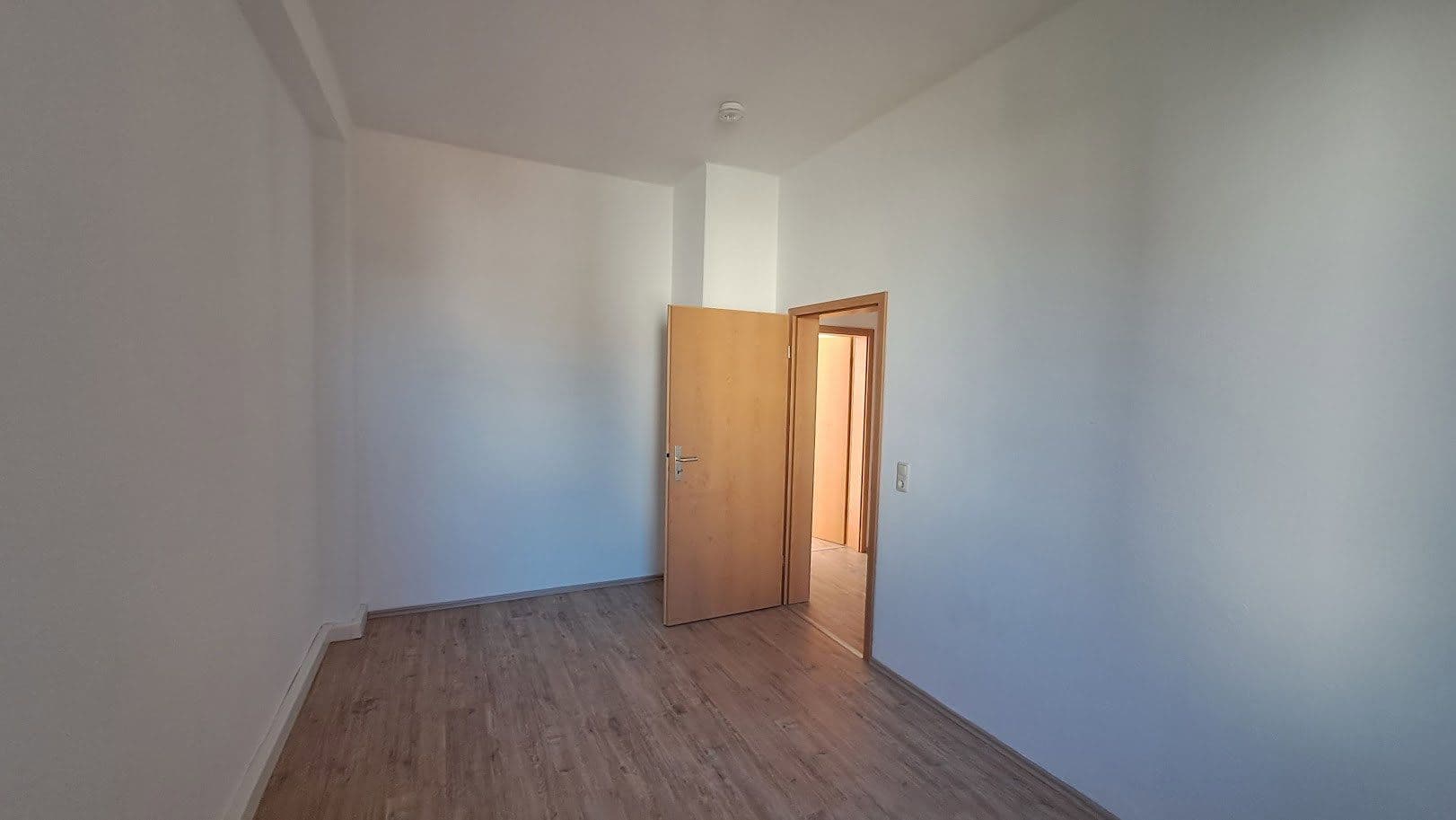 Prenájom bytu 3-izbový 76 m², Crimmitschau, Sasko Prenájom bytu 3-izbový 76 m², Crimmitschau, Sasko