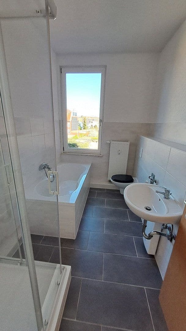 Prenájom bytu 3-izbový 76 m², Crimmitschau, Sasko Prenájom bytu 3-izbový 76 m², Crimmitschau, Sasko
