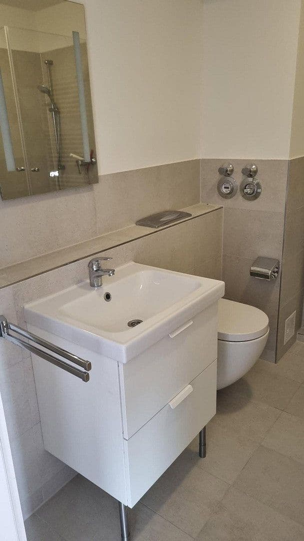Prenájom bytu 1-izbový 41 m², Lampestraße 7, Leipzig, Sasko Prenájom bytu 1-izbový 41 m², Lampestraße 7, Leipzig, Sasko