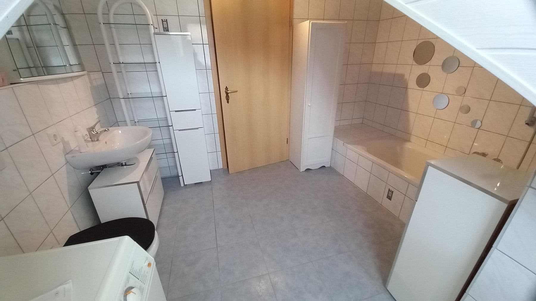 Prenájom bytu 2-izbový 60 m², Heidenheim, Bavorsko Prenájom bytu 2-izbový 60 m², Heidenheim, Bavorsko