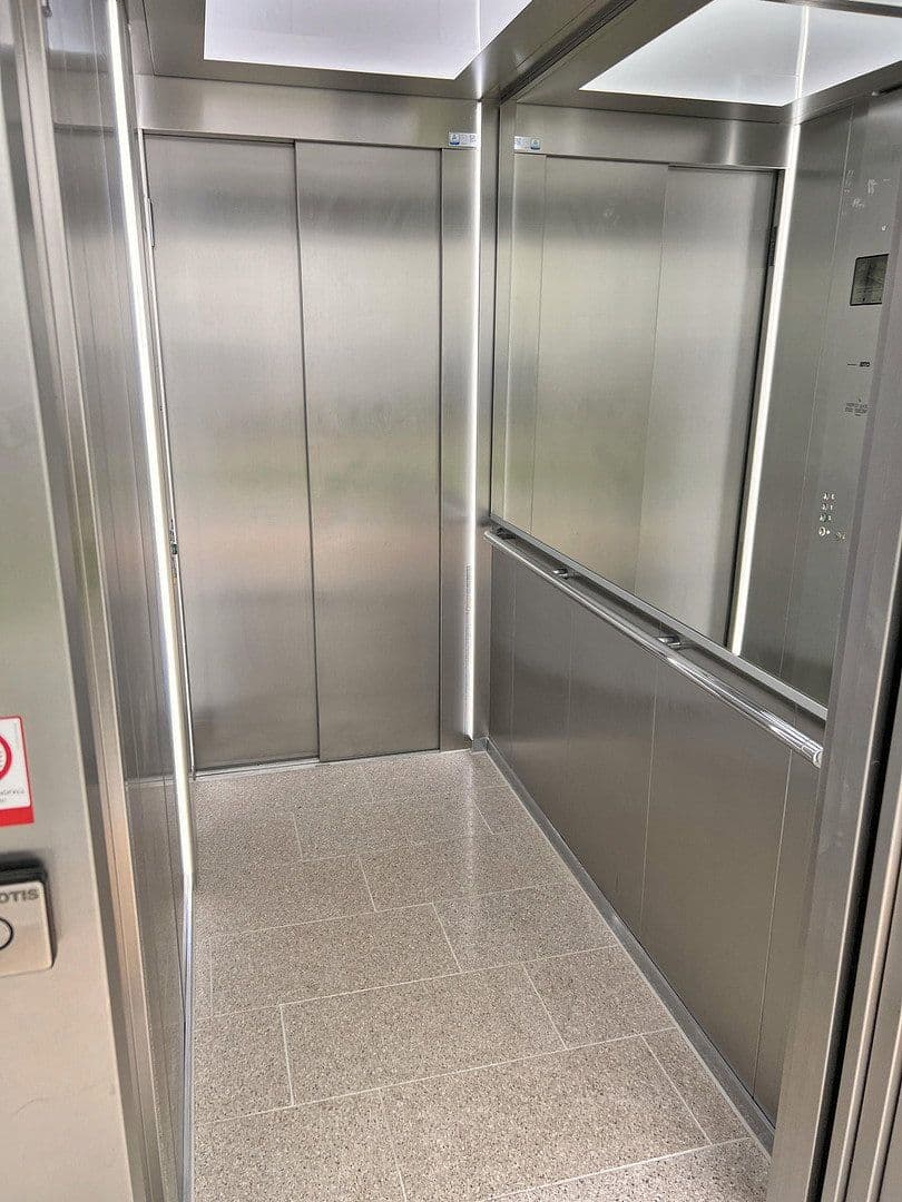 Prenájom bytu 3-izbový 87 m², Fischerstraße 28h, Zossen, Brandenbursko Prenájom bytu 3-izbový 87 m², Fischerstraße 28h, Zossen, Brandenbursko