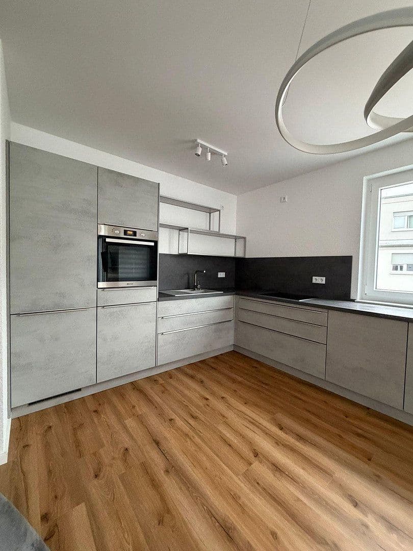 Prenájom bytu 3-izbový 87 m², Fischerstraße 28h, Zossen, Brandenbursko Prenájom bytu 3-izbový 87 m², Fischerstraße 28h, Zossen, Brandenbursko