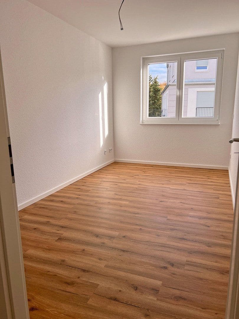 Prenájom bytu 3-izbový 87 m², Fischerstraße 28h, Zossen, Brandenbursko Prenájom bytu 3-izbový 87 m², Fischerstraße 28h, Zossen, Brandenbursko