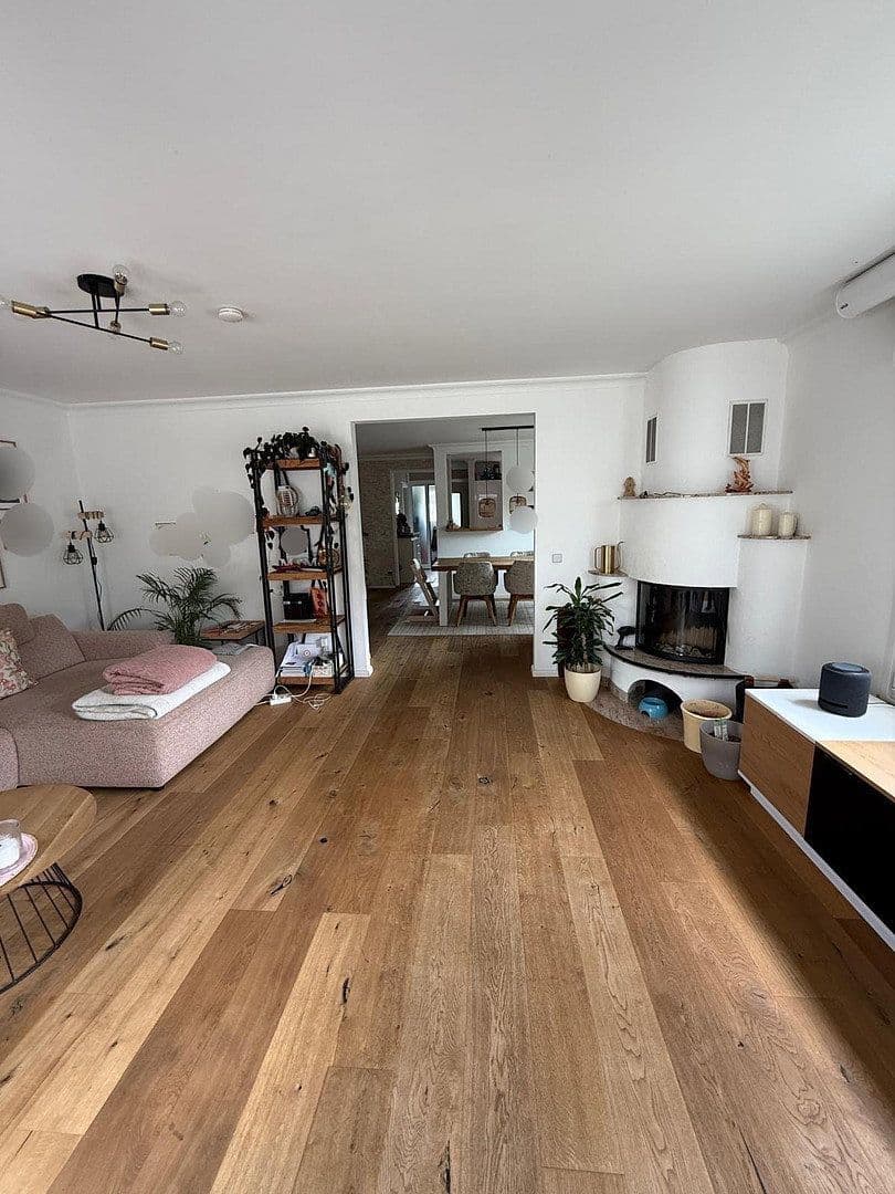 Predaj domu 138 m², pozemek 409 m², Berlin, Berlín Predaj domu 138 m², pozemek 409 m², Berlin, Berlín
