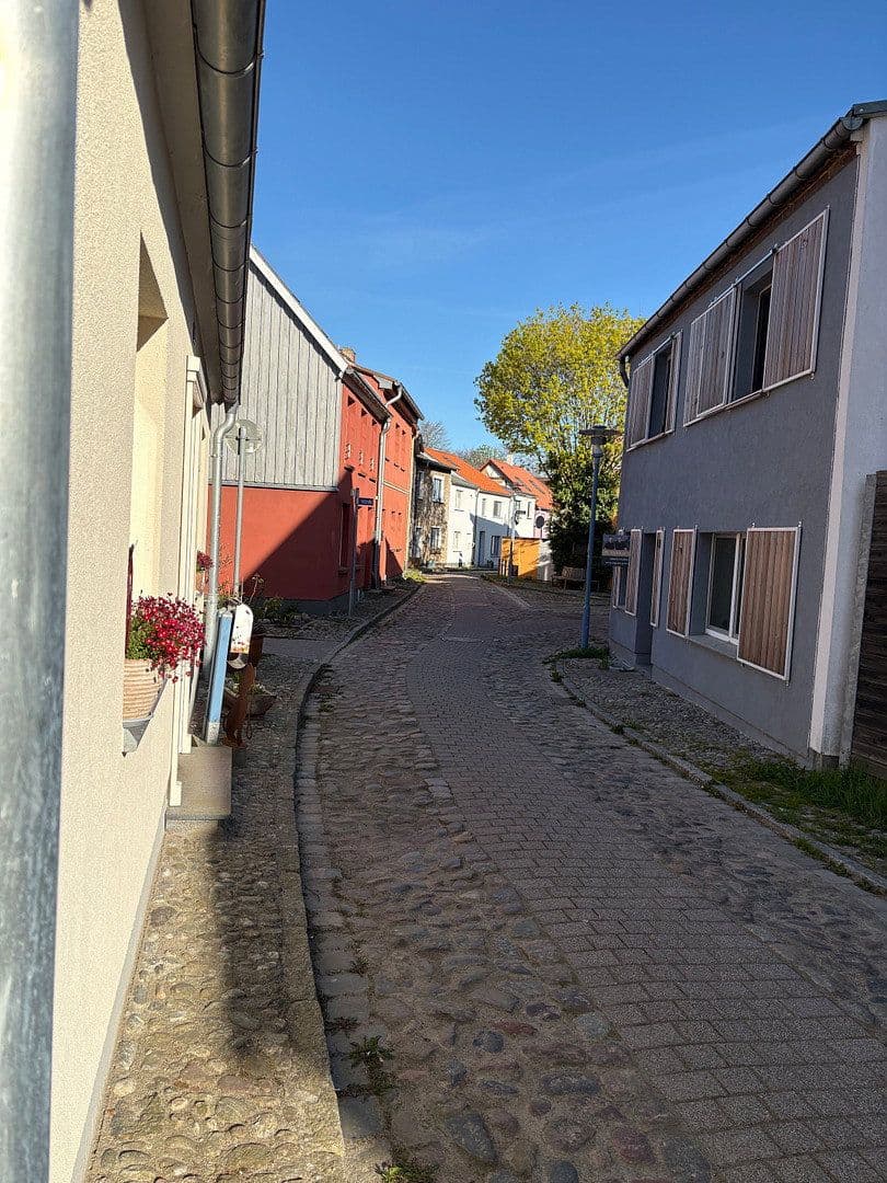 Predaj domu 80 m², pozemek 170 m², Bleicherstraße 104, Barth, Meklenbursko-Predpomoransko Predaj domu 80 m², pozemek 170 m², Bleicherstraße 104, Barth, Meklenbursko-Predpomoransko