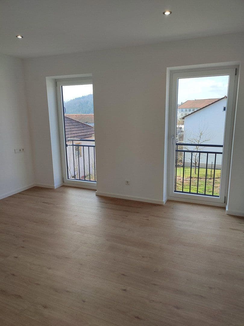 Predaj domu 220 m², pozemek 500 m², Pandurengasse 8, Grafenau, Bavorsko Predaj domu 220 m², pozemek 500 m², Pandurengasse 8, Grafenau, Bavorsko