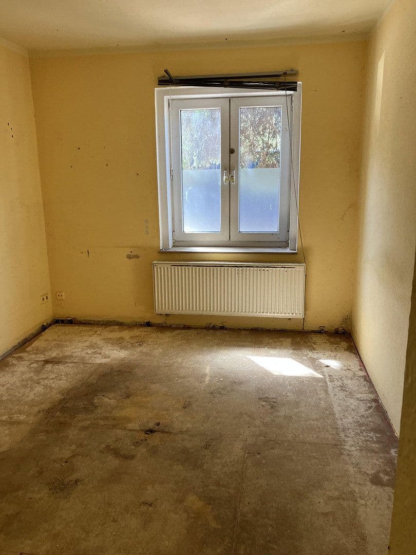 Predaj domu 375 m², pozemek 420 m², Stelzendorferstr. 11, Chemnitz, Sasko Predaj domu 375 m², pozemek 420 m², Stelzendorferstr. 11, Chemnitz, Sasko