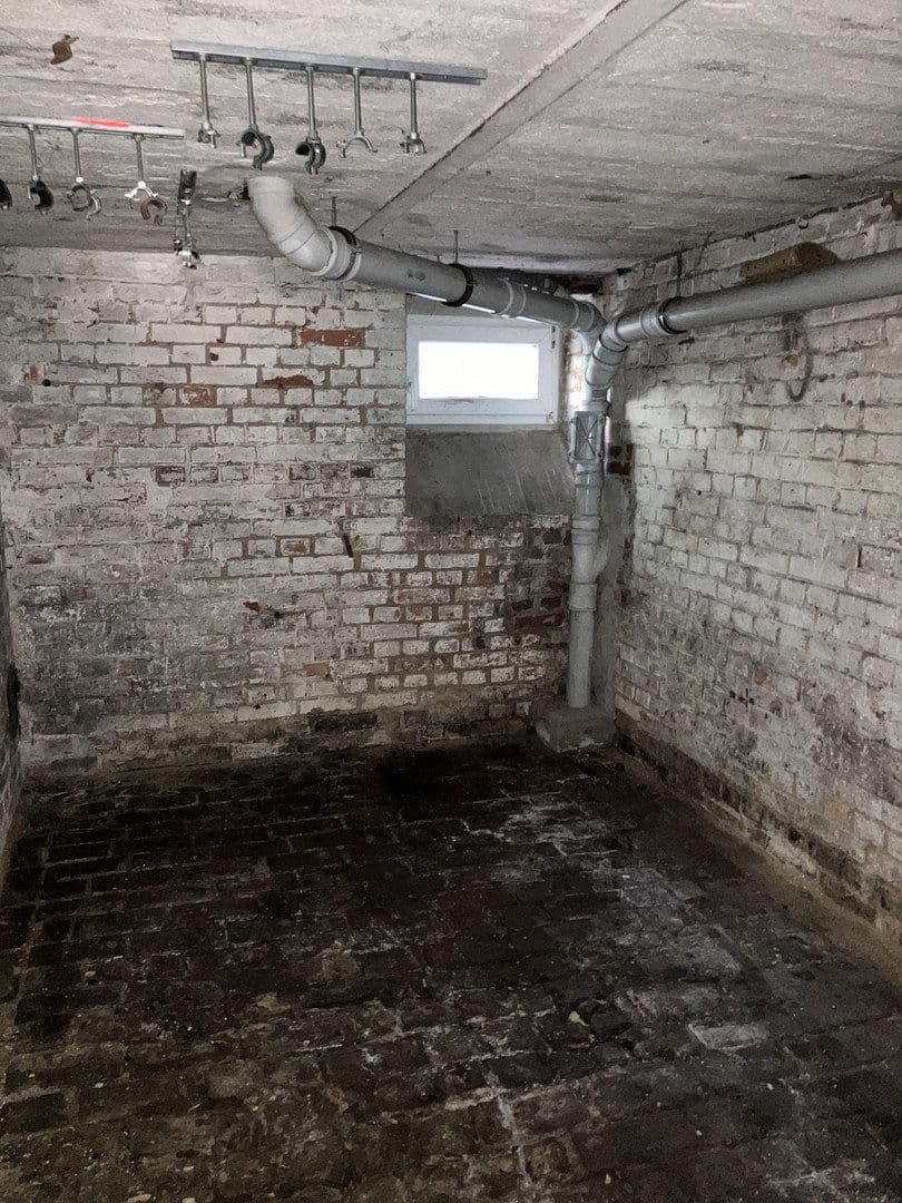 Predaj domu 375 m², pozemek 420 m², Stelzendorferstr. 11, Chemnitz, Sasko Predaj domu 375 m², pozemek 420 m², Stelzendorferstr. 11, Chemnitz, Sasko