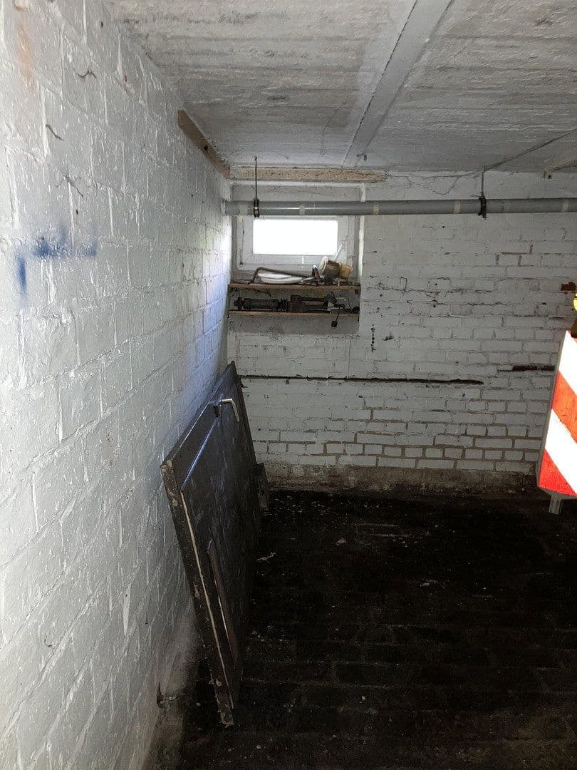 Predaj domu 375 m², pozemek 420 m², Stelzendorferstr. 11, Chemnitz, Sasko Predaj domu 375 m², pozemek 420 m², Stelzendorferstr. 11, Chemnitz, Sasko