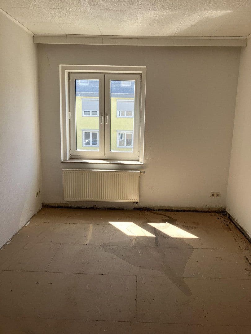 Predaj domu 375 m², pozemek 420 m², Stelzendorferstr. 11, Chemnitz, Sasko Predaj domu 375 m², pozemek 420 m², Stelzendorferstr. 11, Chemnitz, Sasko