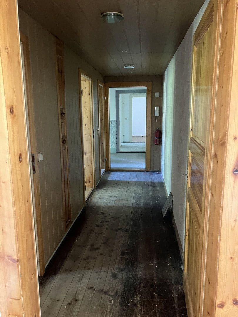 Predaj domu 375 m², pozemek 420 m², Stelzendorferstr. 11, Chemnitz, Sasko Predaj domu 375 m², pozemek 420 m², Stelzendorferstr. 11, Chemnitz, Sasko