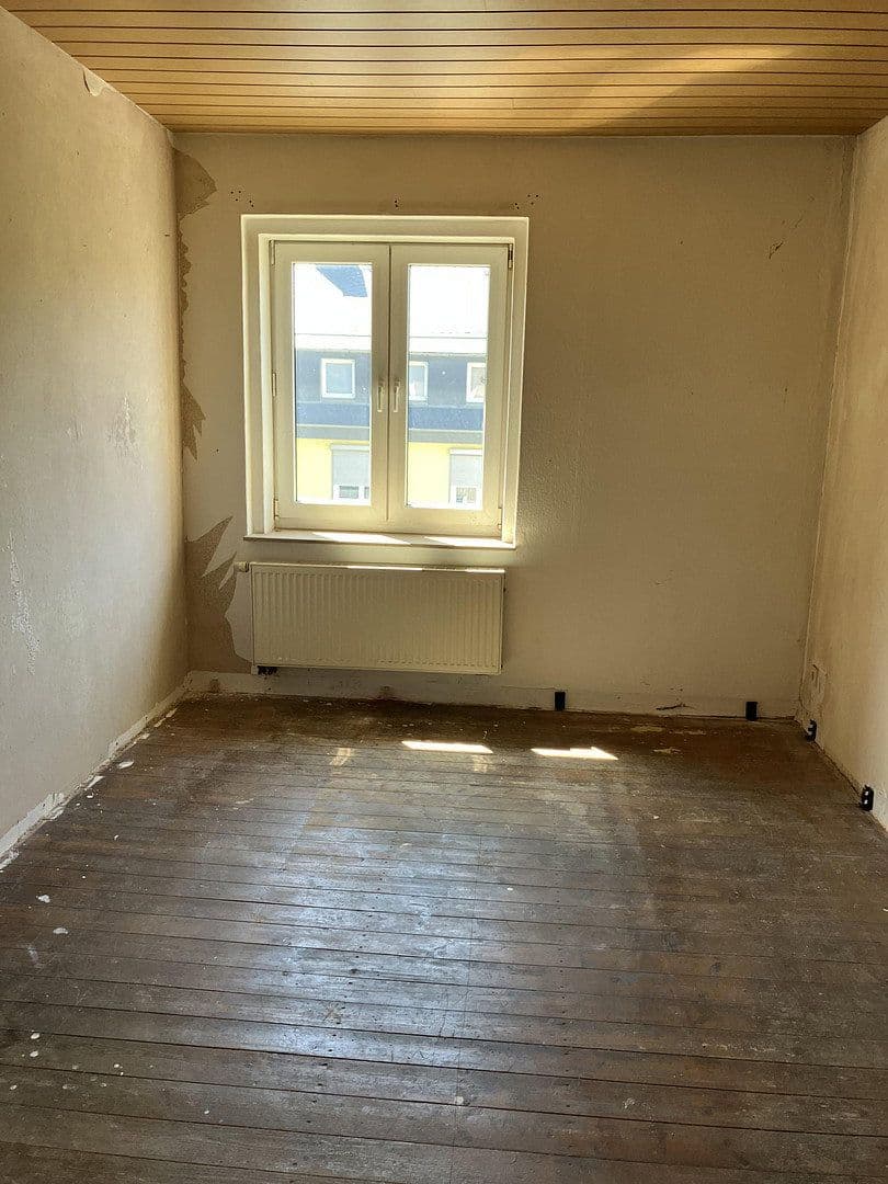 Predaj domu 375 m², pozemek 420 m², Stelzendorferstr. 11, Chemnitz, Sasko Predaj domu 375 m², pozemek 420 m², Stelzendorferstr. 11, Chemnitz, Sasko