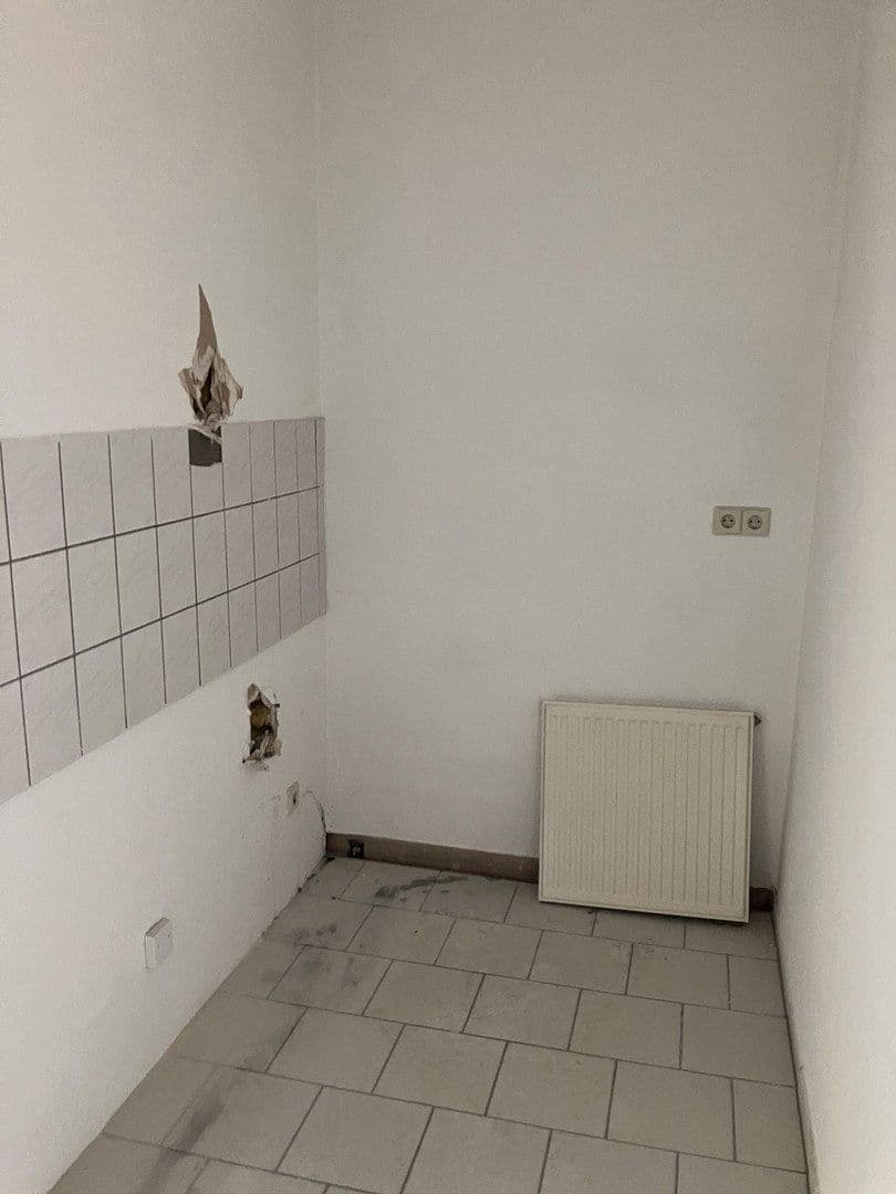 Predaj domu 375 m², pozemek 420 m², Stelzendorferstr. 11, Chemnitz, Sasko Predaj domu 375 m², pozemek 420 m², Stelzendorferstr. 11, Chemnitz, Sasko