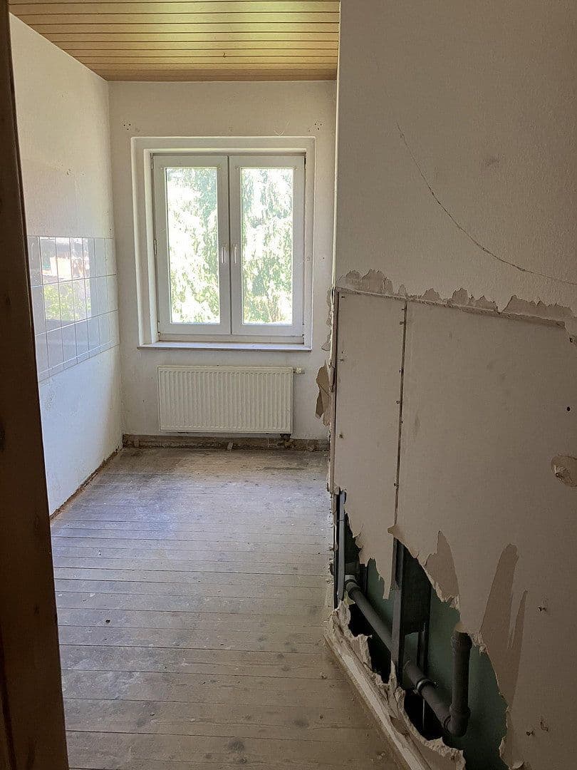 Predaj domu 375 m², pozemek 420 m², Stelzendorferstr. 11, Chemnitz, Sasko Predaj domu 375 m², pozemek 420 m², Stelzendorferstr. 11, Chemnitz, Sasko