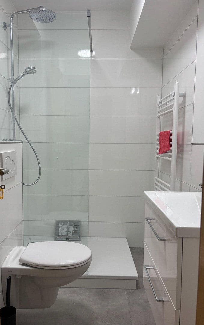 Prenájom bytu 2-izbový 40 m², Köln Kalk, Severné Porýnie - Westfálsko Prenájom bytu 2-izbový 40 m², Köln Kalk, Severné Porýnie - Westfálsko