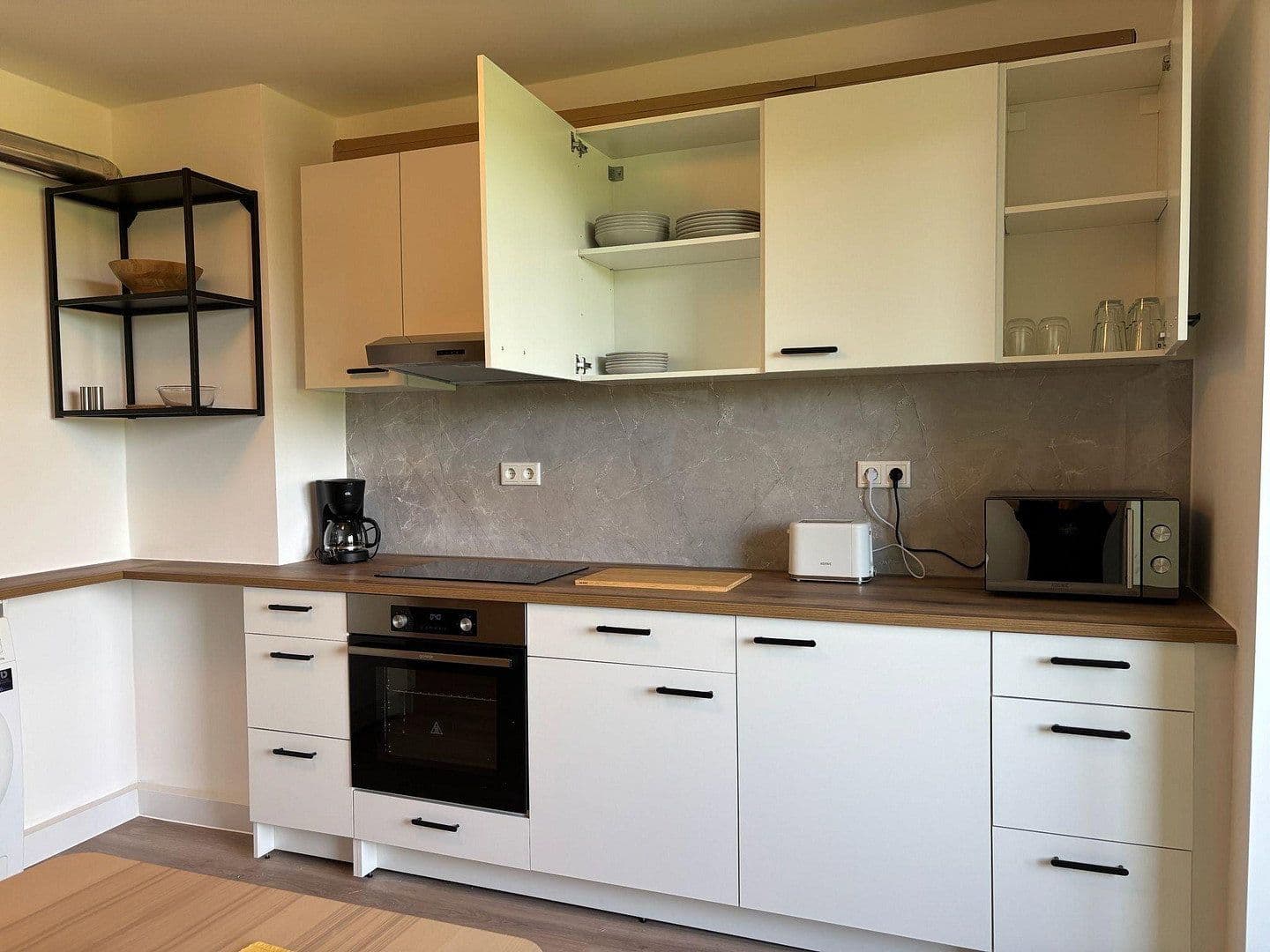 Prenájom bytu 2-izbový 40 m², Köln Kalk, Severné Porýnie - Westfálsko Prenájom bytu 2-izbový 40 m², Köln Kalk, Severné Porýnie - Westfálsko