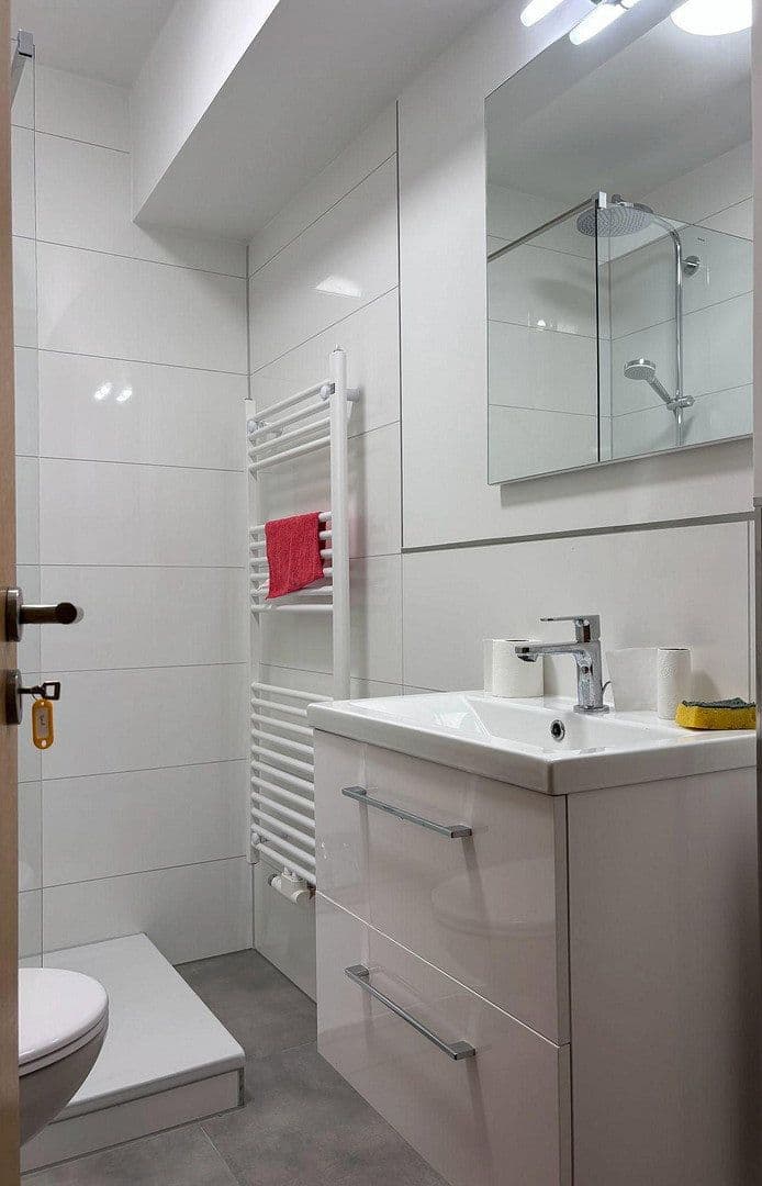 Prenájom bytu 2-izbový 40 m², Köln Kalk, Severné Porýnie - Westfálsko Prenájom bytu 2-izbový 40 m², Köln Kalk, Severné Porýnie - Westfálsko