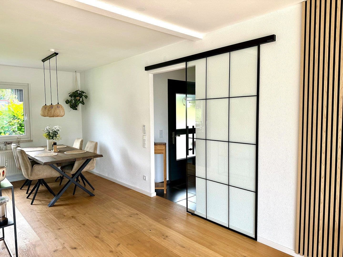 Predaj domu 200 m², pozemek 1.467 m², Wolfertschwenden, Bavorsko Predaj domu 200 m², pozemek 1.467 m², Wolfertschwenden, Bavorsko