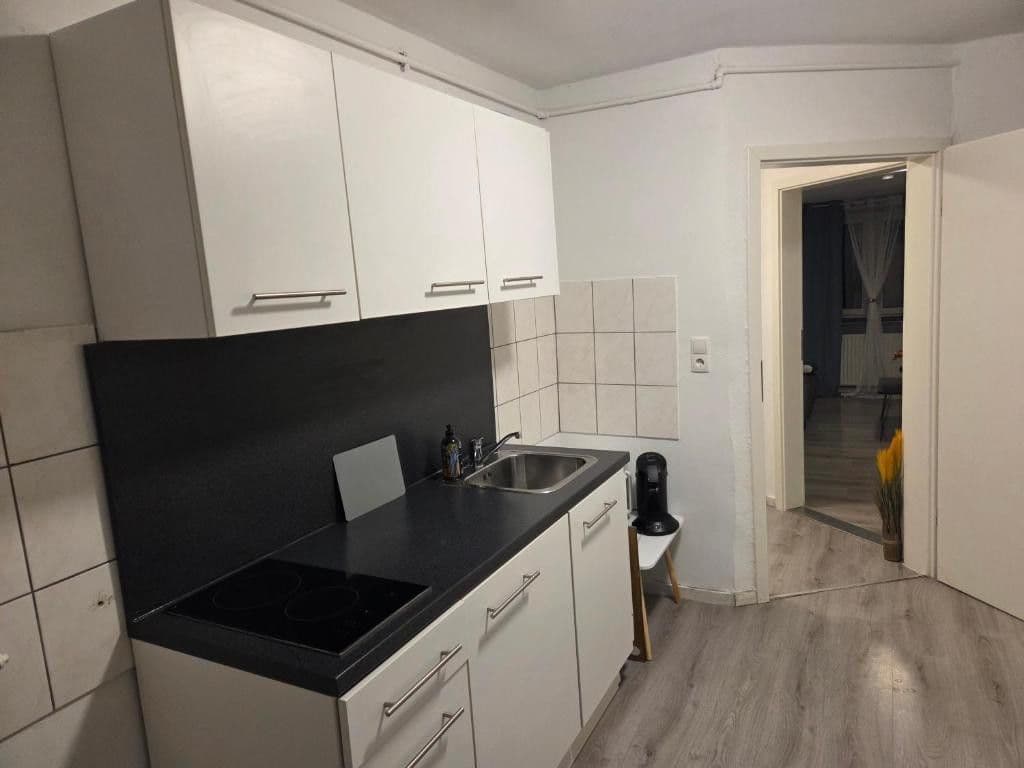 Prenájom bytu 1-izbový 44 m², Valentin-Bauer-Straße 30, Ludwigshafen am Rhein, Porýnie-Falcko Prenájom bytu 1-izbový 44 m², Valentin-Bauer-Straße 30, Ludwigshafen am Rhein, Porýnie-Falcko