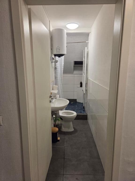 Prenájom bytu 1-izbový 44 m², Valentin-Bauer-Straße 30, Ludwigshafen am Rhein, Porýnie-Falcko Prenájom bytu 1-izbový 44 m², Valentin-Bauer-Straße 30, Ludwigshafen am Rhein, Porýnie-Falcko