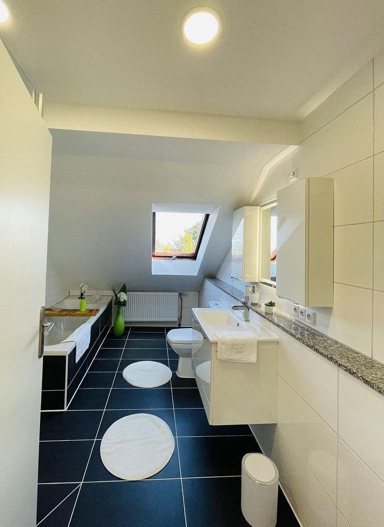Predaj bytu 4-izbový 76 m², Südstraße 8, Wolfsburg, Dolné Sasko Predaj bytu 4-izbový 76 m², Südstraße 8, Wolfsburg, Dolné Sasko