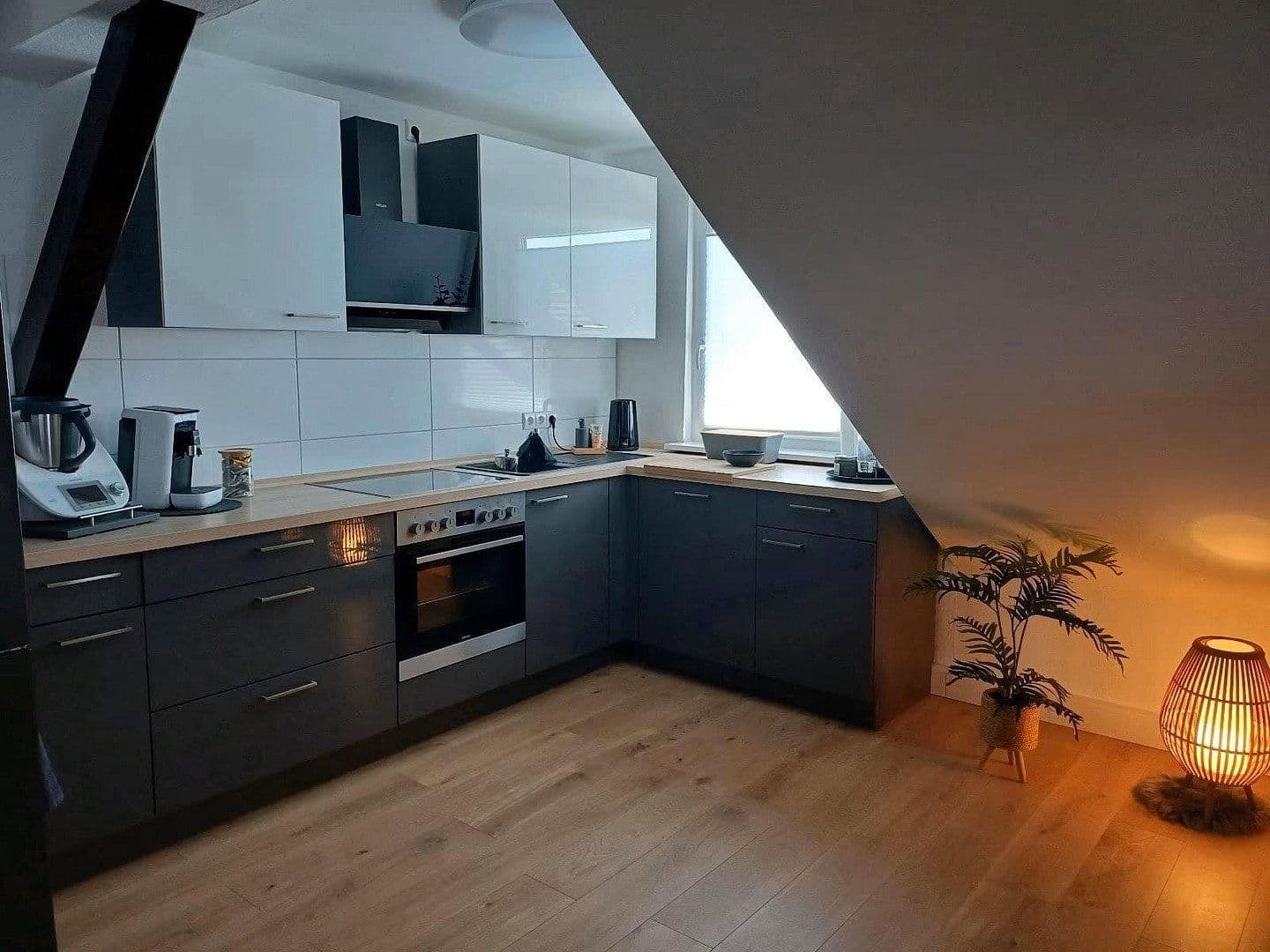 Predaj bytu 4-izbový 76 m², Südstraße 8, Wolfsburg, Dolné Sasko Predaj bytu 4-izbový 76 m², Südstraße 8, Wolfsburg, Dolné Sasko