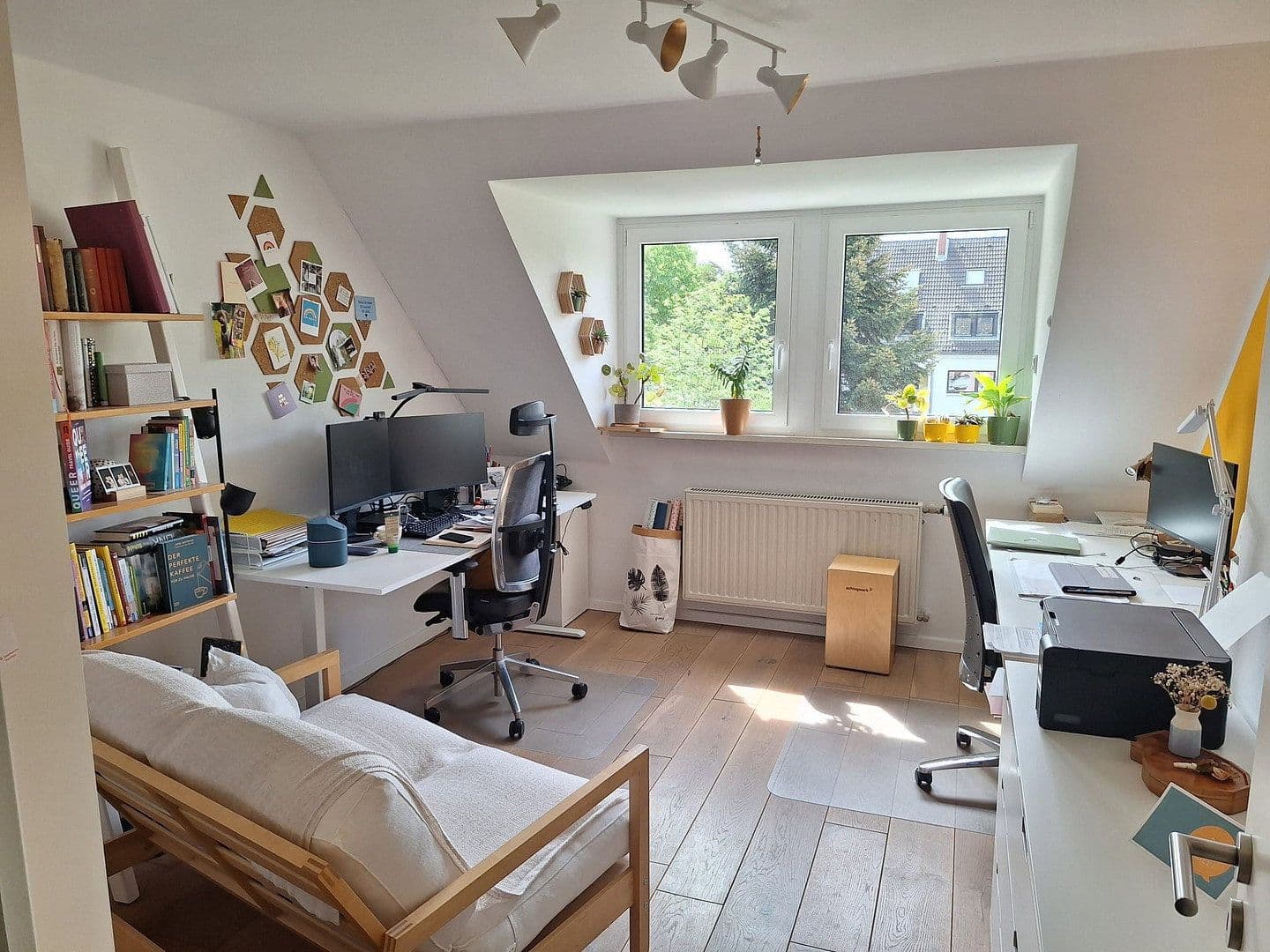 Predaj bytu 3-izbový 70 m², Köln, Severné Porýnie - Westfálsko Predaj bytu 3-izbový 70 m², Köln, Severné Porýnie - Westfálsko