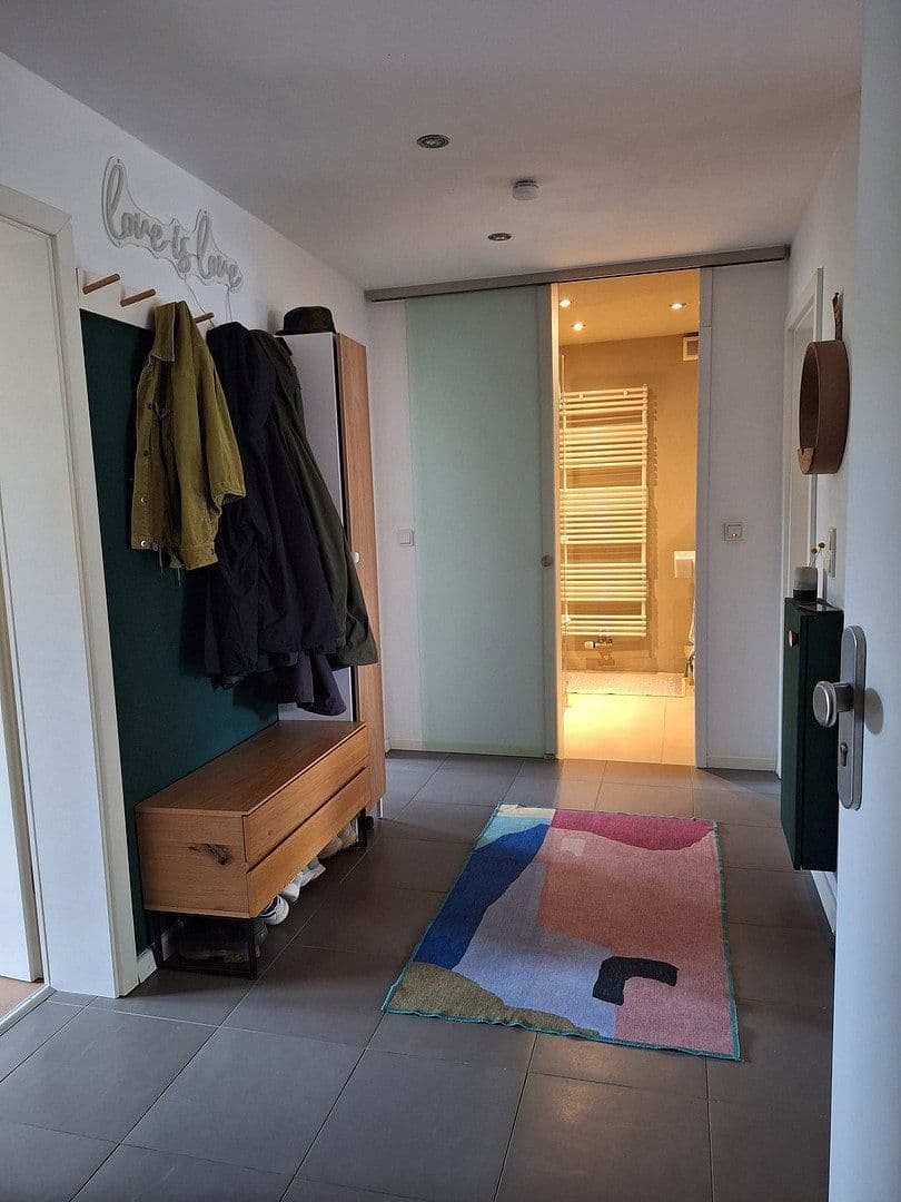 Predaj bytu 3-izbový 70 m², Köln, Severné Porýnie - Westfálsko Predaj bytu 3-izbový 70 m², Köln, Severné Porýnie - Westfálsko