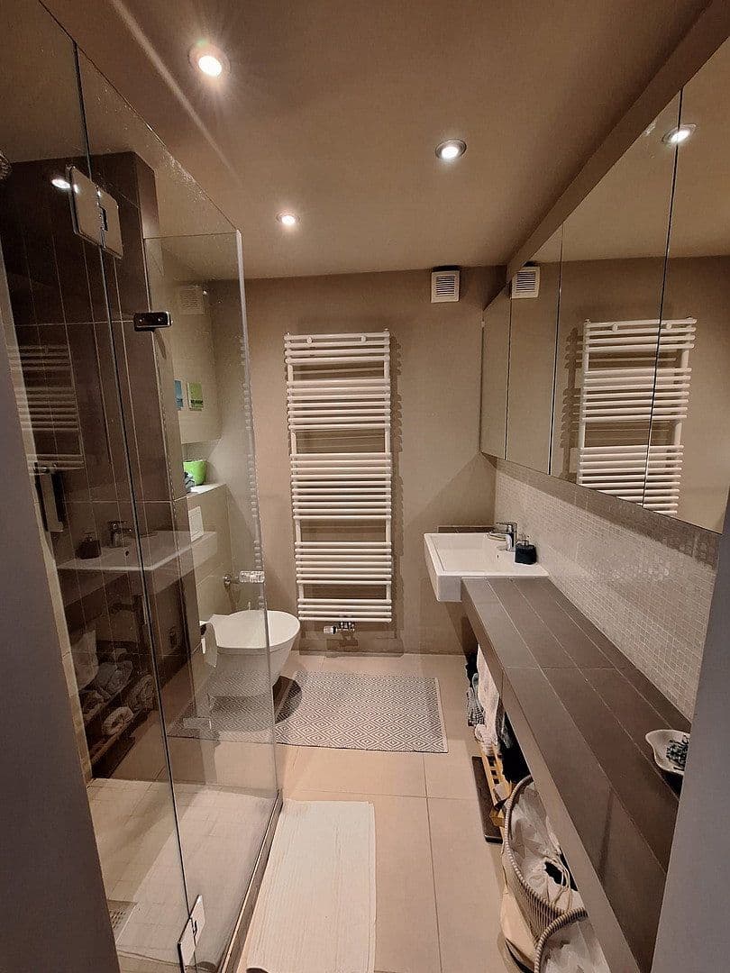 Predaj bytu 3-izbový 70 m², Köln, Severné Porýnie - Westfálsko Predaj bytu 3-izbový 70 m², Köln, Severné Porýnie - Westfálsko