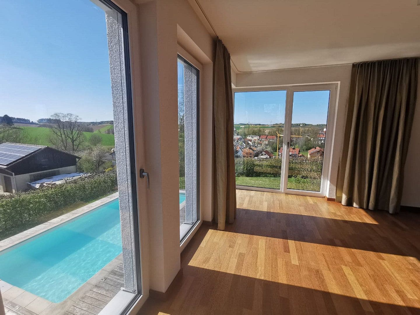 Predaj domu 241 m², pozemek 956 m², Dorfen, Bavorsko Predaj domu 241 m², pozemek 956 m², Dorfen, Bavorsko