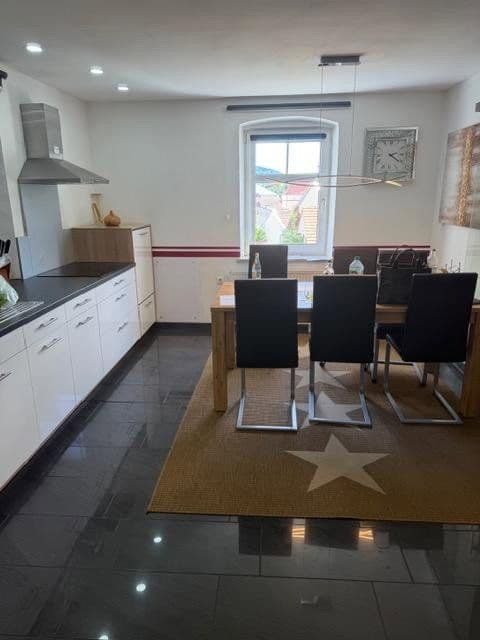 Predaj domu 124 m², pozemek 1.000 m², Pandurengasse 8, Grafenau, Bavorsko Predaj domu 124 m², pozemek 1.000 m², Pandurengasse 8, Grafenau, Bavorsko