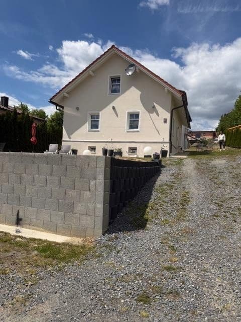 Predaj domu 124 m², pozemek 1.000 m², Pandurengasse 8, Grafenau, Bavorsko Predaj domu 124 m², pozemek 1.000 m², Pandurengasse 8, Grafenau, Bavorsko
