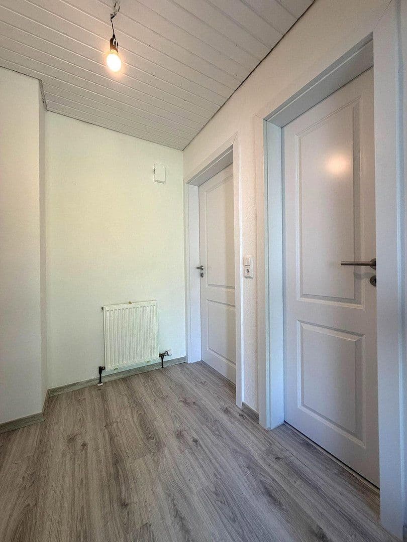 Predaj domu 131 m², pozemek 203 m², Salzachweg 30, Maulbronn, Bádensko-Wurttembersko Predaj domu 131 m², pozemek 203 m², Salzachweg 30, Maulbronn, Bádensko-Wurttembersko