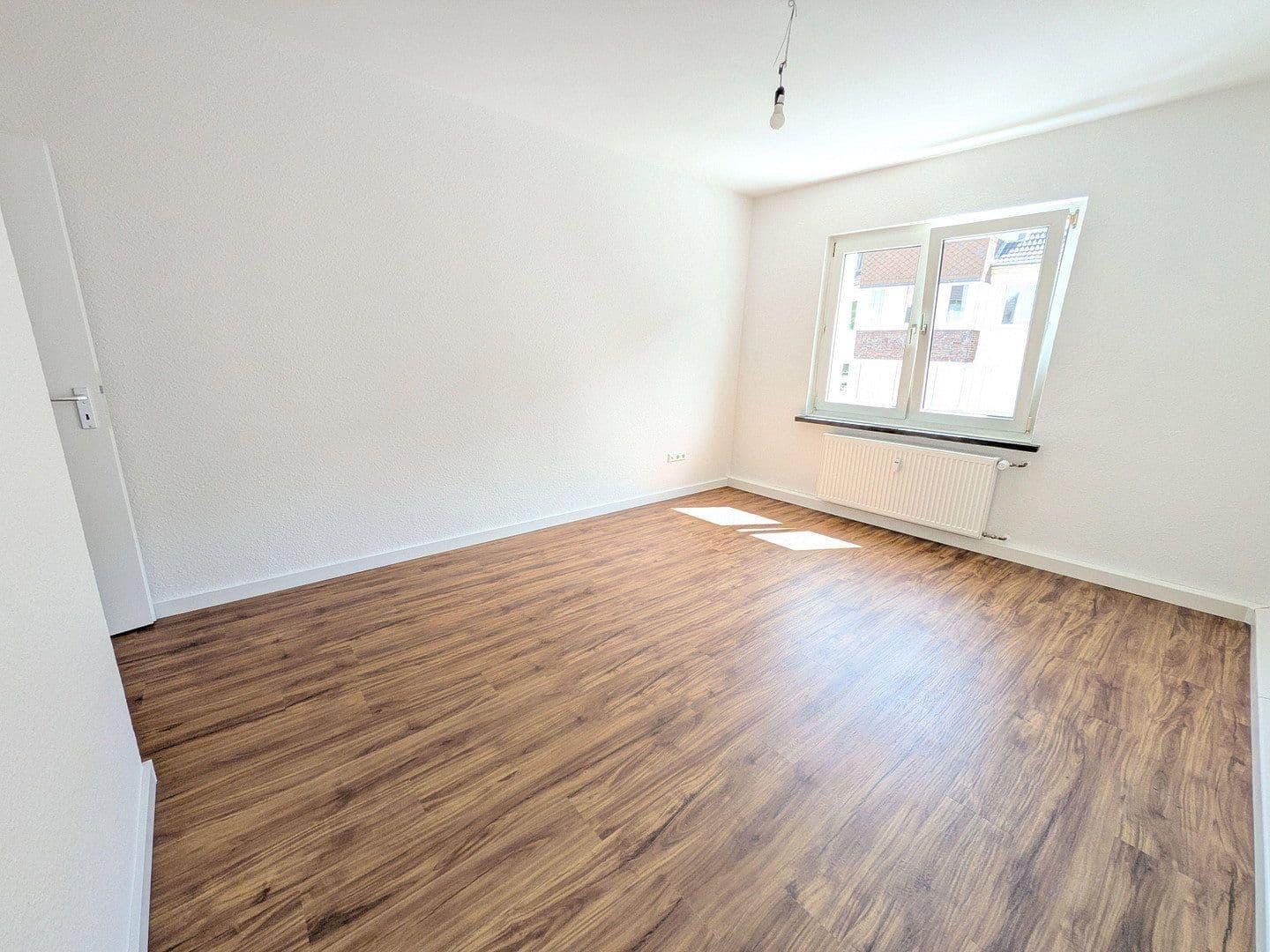 Prenájom bytu 3-izbový 60 m², Wenkerstr. 11, Dortmund, Severné Porýnie - Westfálsko Prenájom bytu 3-izbový 60 m², Wenkerstr. 11, Dortmund, Severné Porýnie - Westfálsko