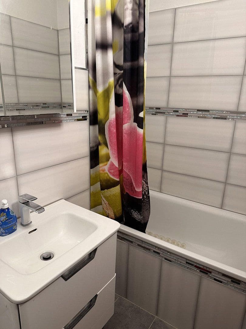 Predaj bytu 3-izbový 93 m², Glocken str. 24, Düsseldorf, Severné Porýnie - Westfálsko Predaj bytu 3-izbový 93 m², Glocken str. 24, Düsseldorf, Severné Porýnie - Westfálsko
