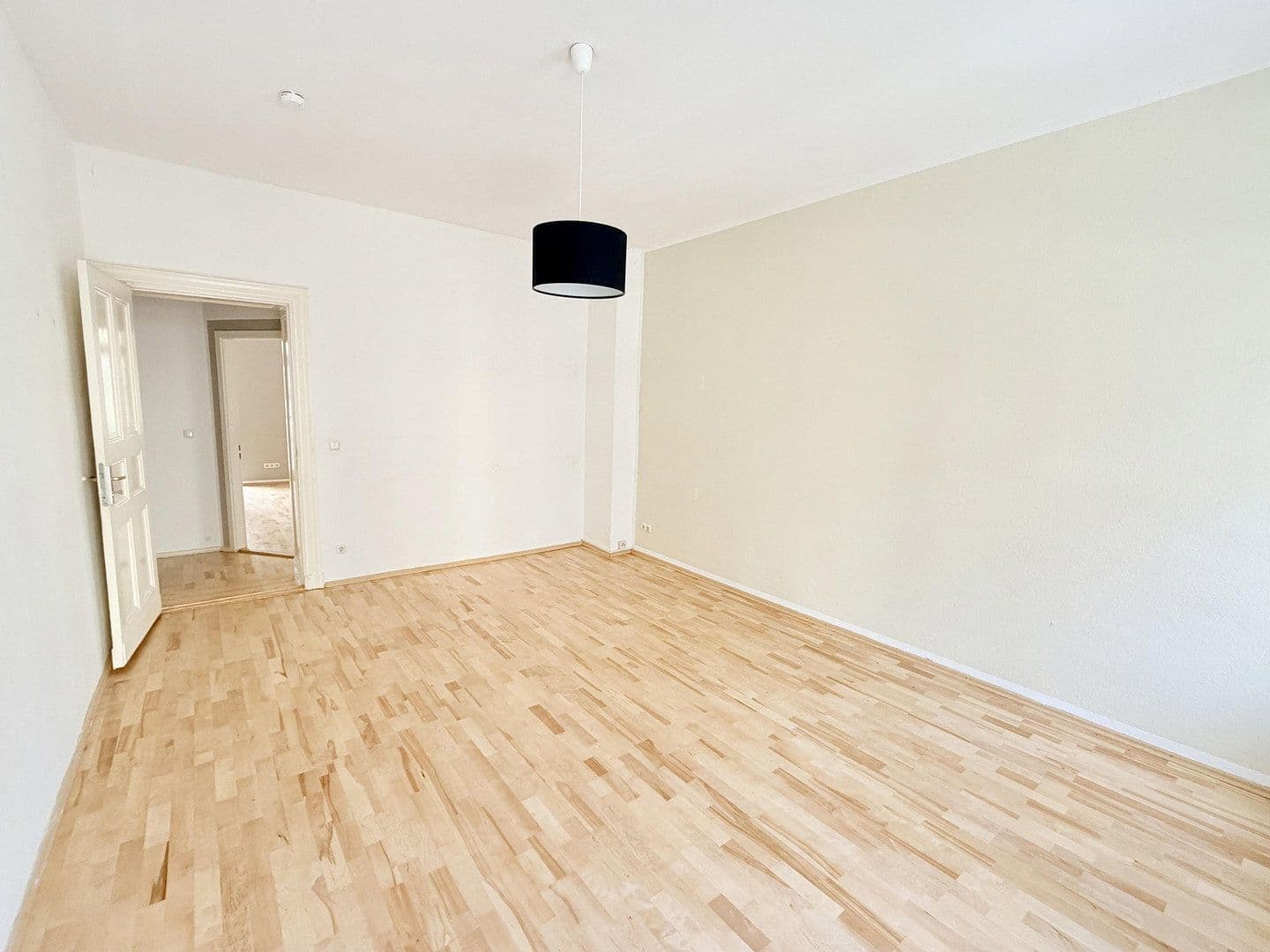 Predaj bytu 2-izbový 70 m², Schnellerstraße 54, Berlin, Berlín Predaj bytu 2-izbový 70 m², Schnellerstraße 54, Berlin, Berlín