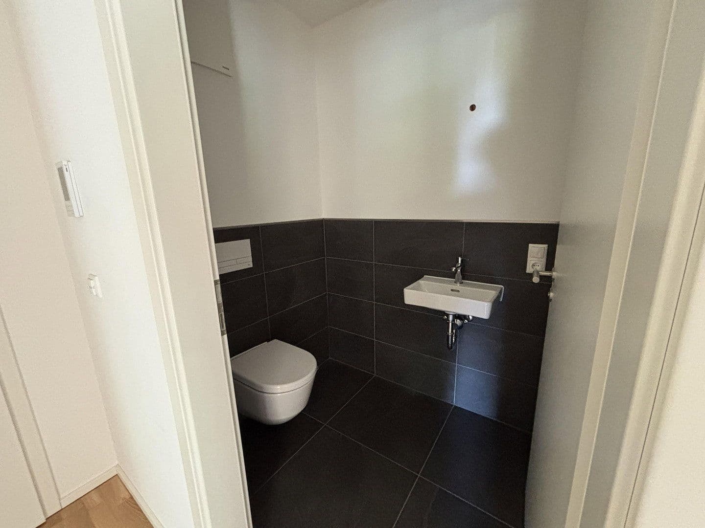 Predaj bytu 3-izbový 81 m², Schweinfurt, Bavorsko Predaj bytu 3-izbový 81 m², Schweinfurt, Bavorsko