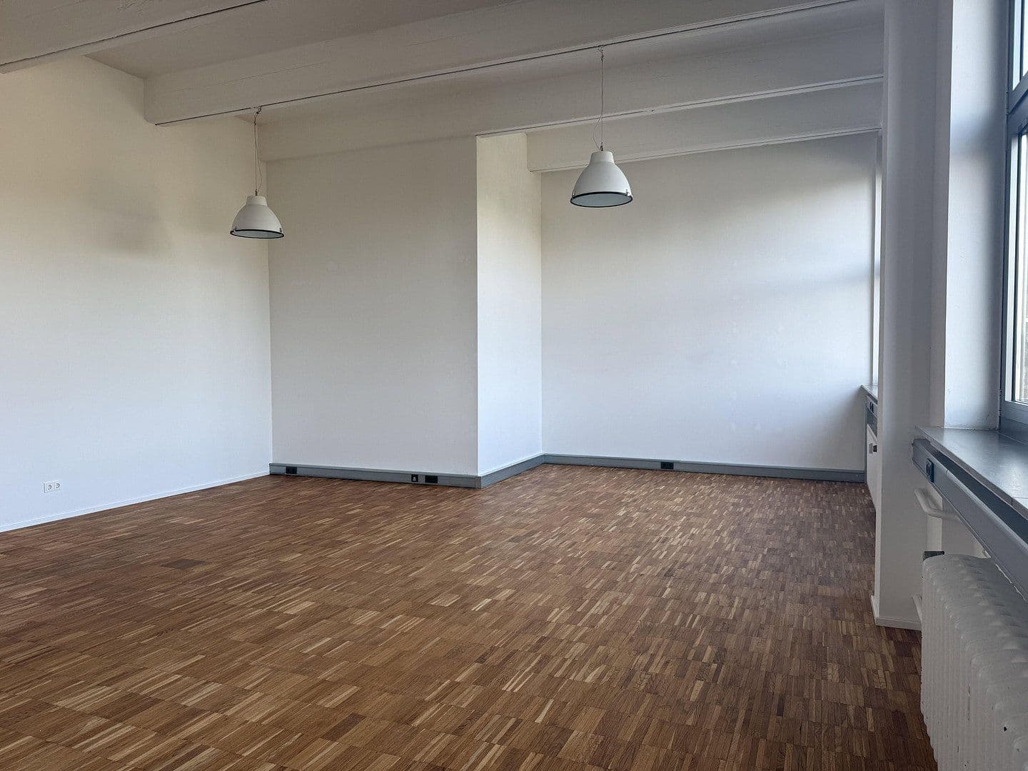 Prenájom kancelárie 77 m², Cassellastraße, 30-32, Frankfurt (Main) - Fechenheim, Hesensko Prenájom kancelárie 77 m², Cassellastraße, 30-32, Frankfurt (Main) - Fechenheim, Hesensko