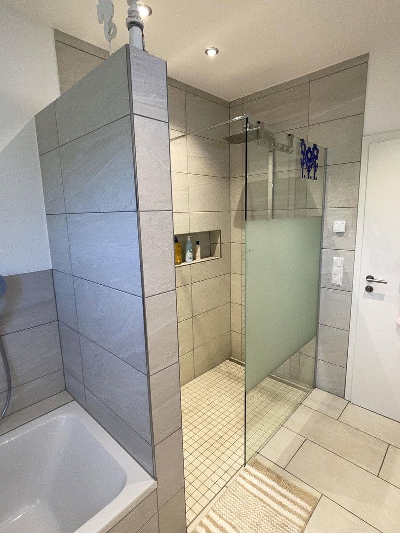 Predaj domu 220 m², pozemek 741 m², Wutöschingen, Bádensko-Wurttembersko Predaj domu 220 m², pozemek 741 m², Wutöschingen, Bádensko-Wurttembersko
